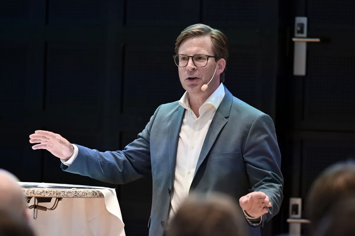 … Martin Huber und … FDP-Politiker Martin Huber argumentiert bei seinem Pitch.